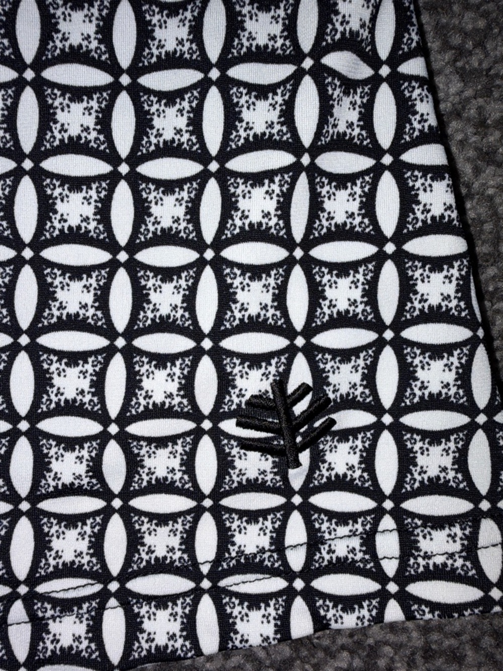 Coolibar UPF50+ Geometric Print A-Line Skort Black & White Size Large - Picture 8 of 11